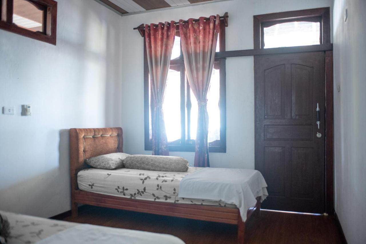 Yuni Surf House Apartment Lagudri Ruang foto